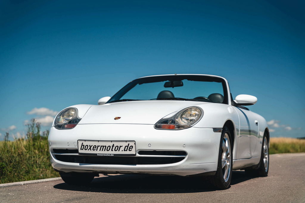 Porsche 996 Carrera 4