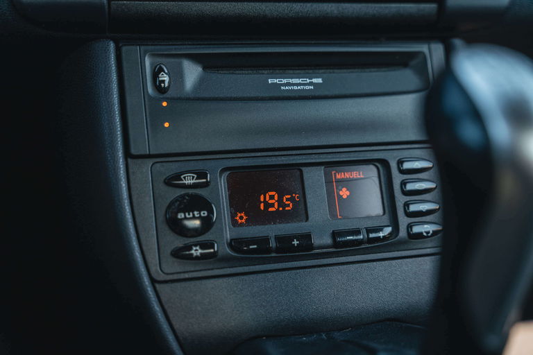 Porsche 996 Carrera 4