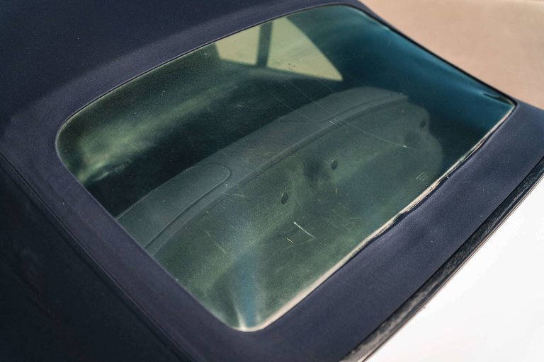 Porsche 996 Carrera 4