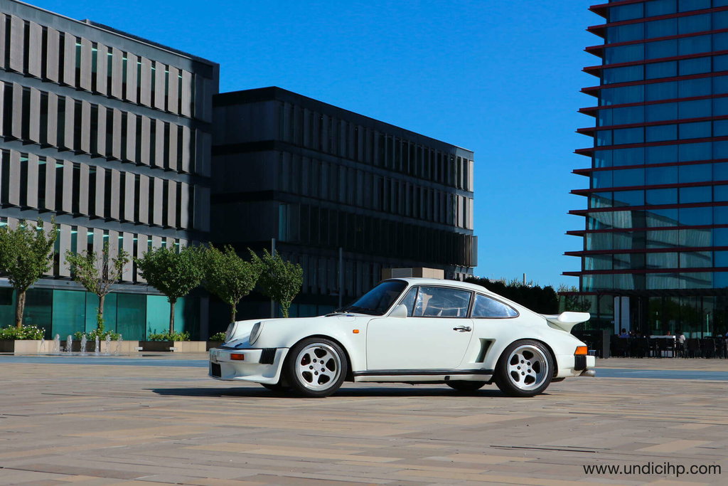 Porsche 911 Turbo 3.3