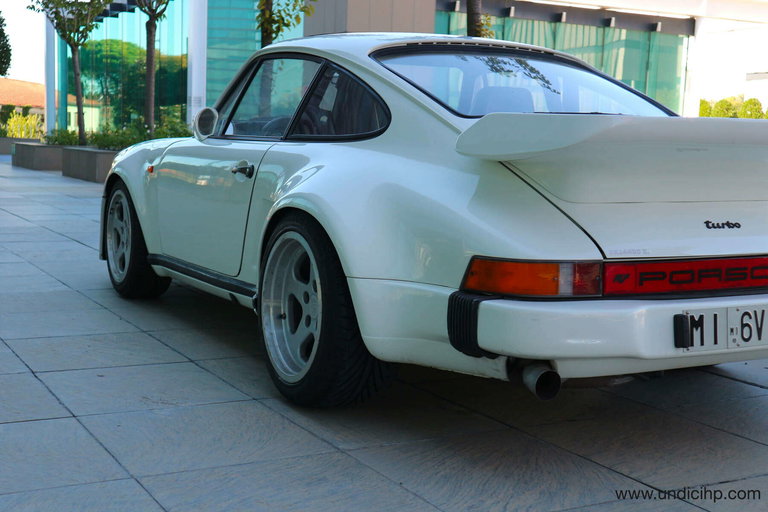 Porsche 911 Turbo 3.3