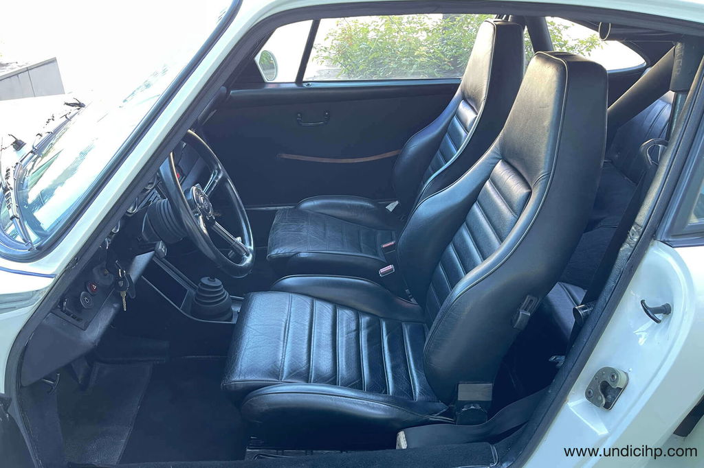 Porsche 911 Turbo 3.3