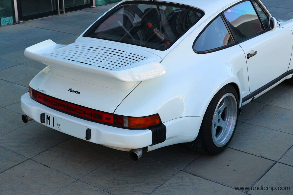 Porsche 911 Turbo 3.3
