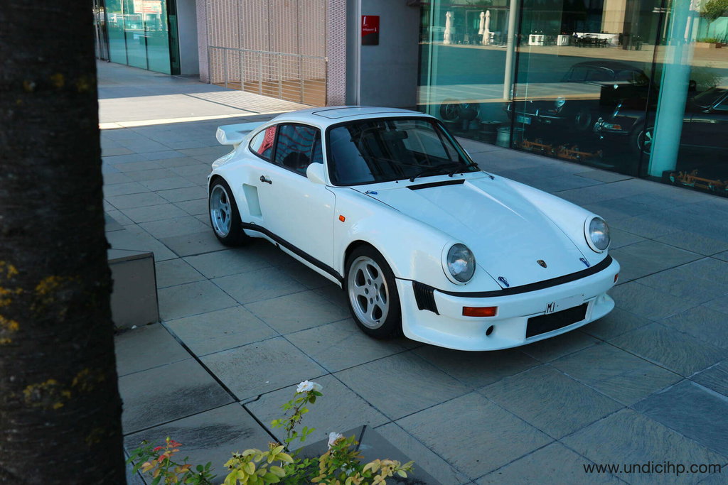 Porsche 911 Turbo 3.3