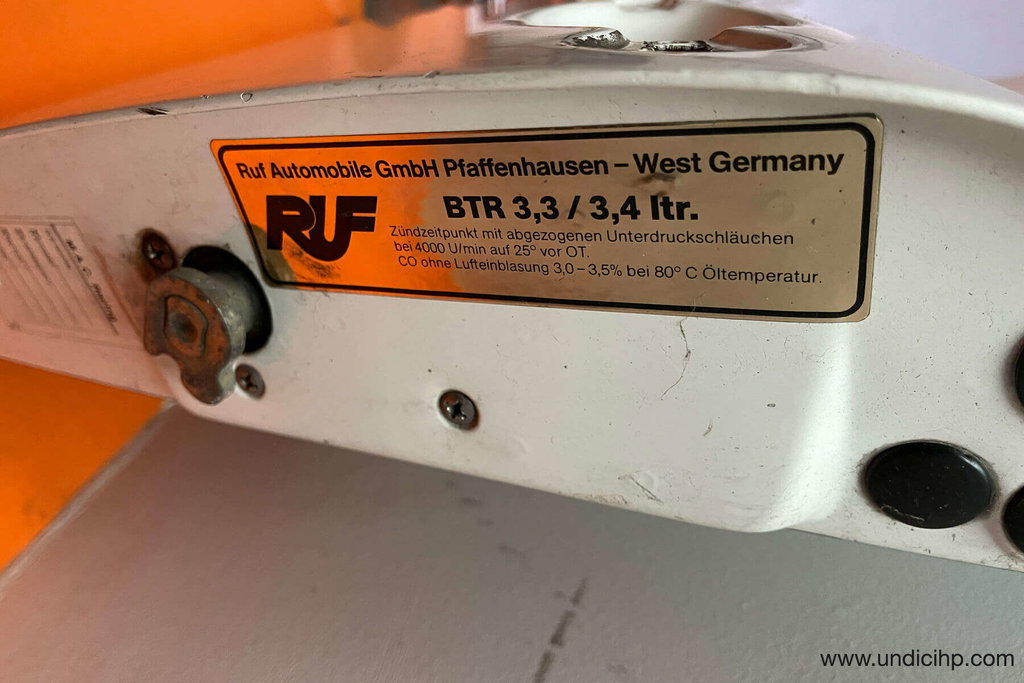 Porsche 911 Turbo 3.3