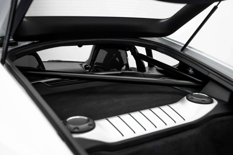 Porsche 718 Cayman GT4