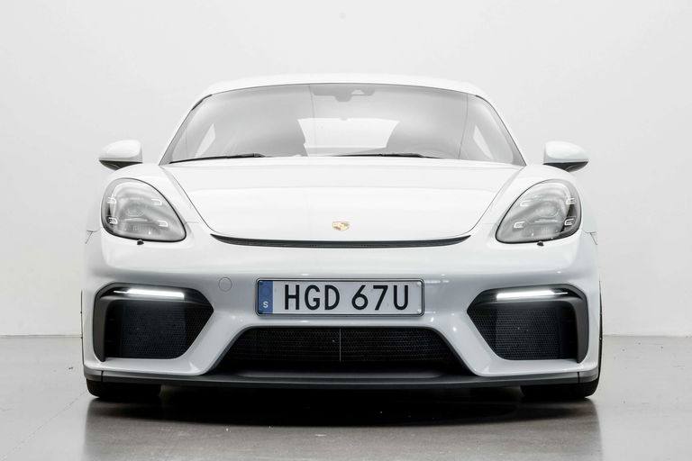 Porsche 718 Cayman GT4
