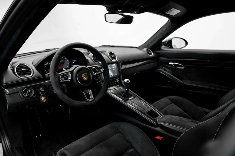 Porsche 718 Cayman GTS 4.0