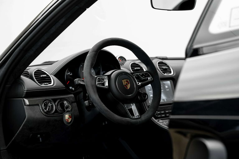 Porsche 718 Cayman GTS 4.0