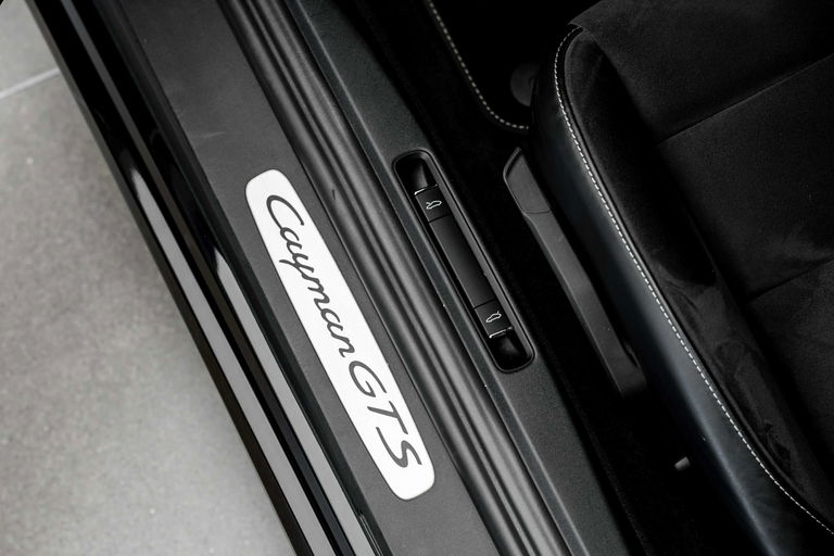 Porsche 718 Cayman GTS 4.0