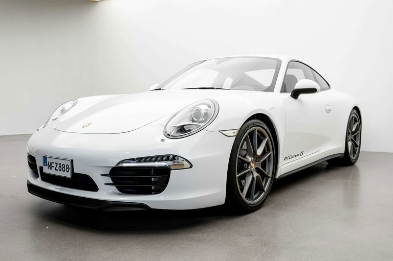 Porsche 991 Carrera 4S