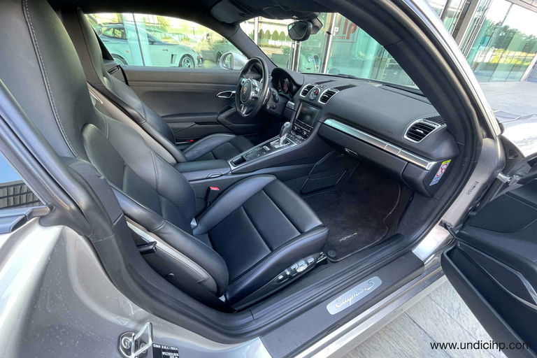 Porsche 981 Cayman S