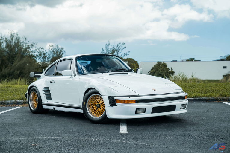 Porsche 911 Turbo Flachbau