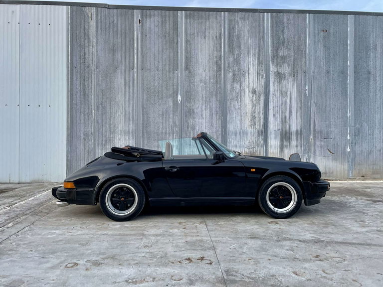 Porsche 911 Carrera 3.2