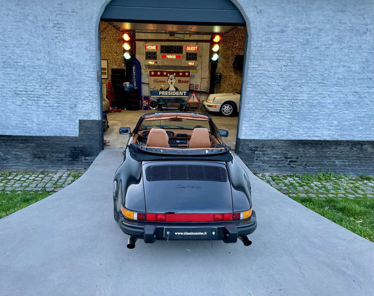 Porsche 911 Carrera 3.2