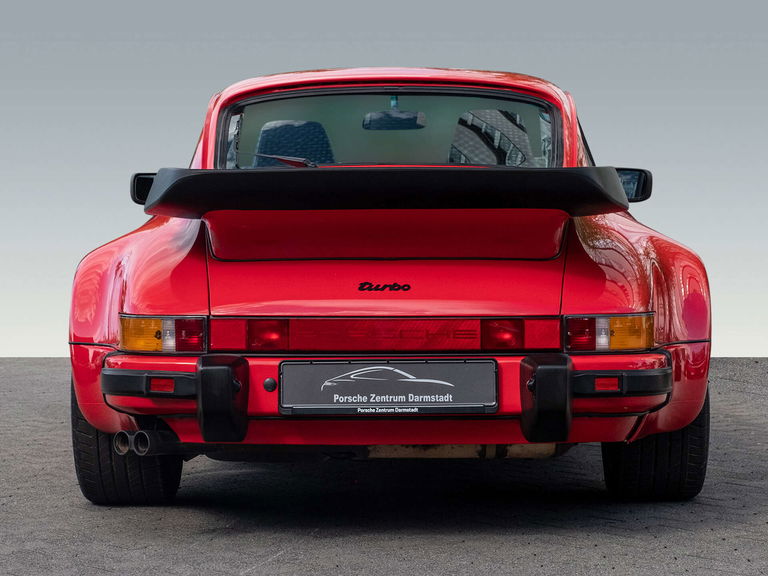 Porsche 911 Turbo 3.3