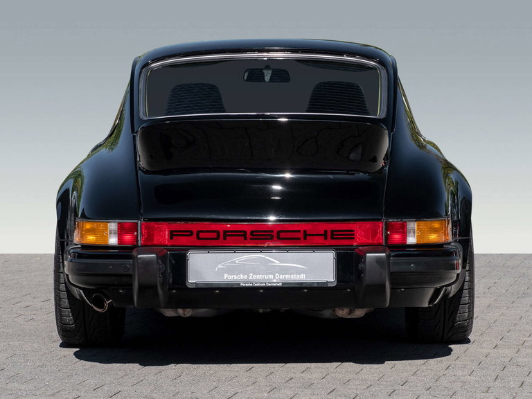 Porsche 911 Carrera (US)