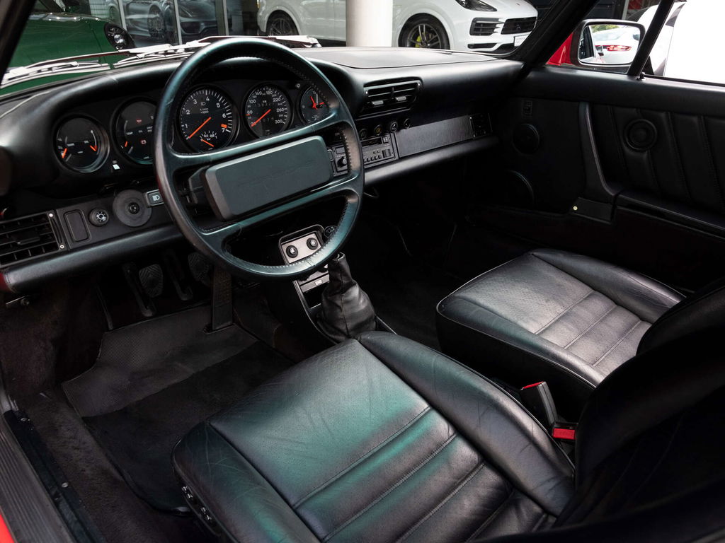 Porsche 911 Turbo 3.3