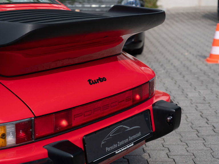 Porsche 911 Turbo 3.3