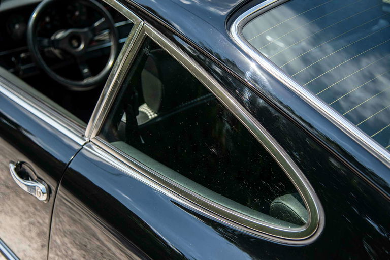 Porsche 911 S (F-Modell)