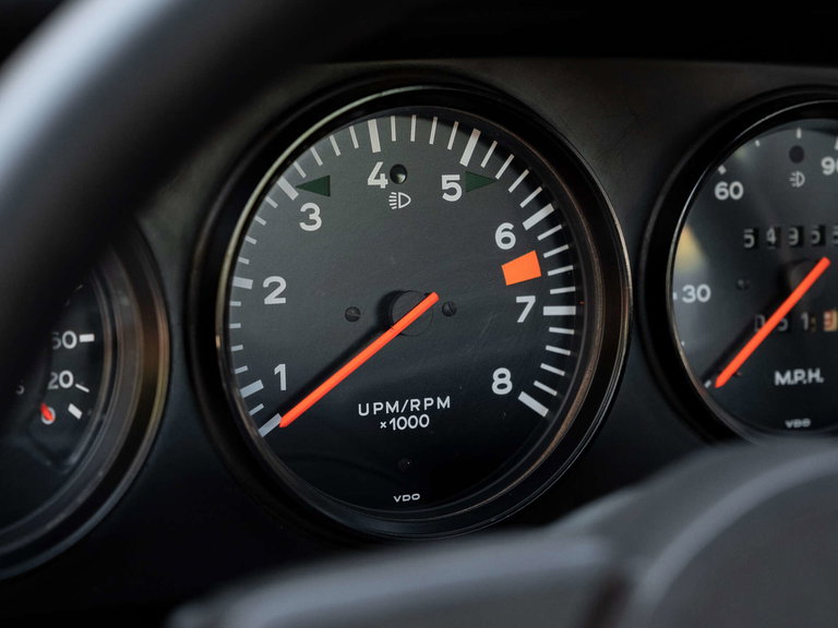 Porsche 911 Carrera (US)