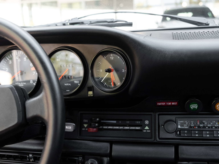 Porsche 911 Carrera (US)