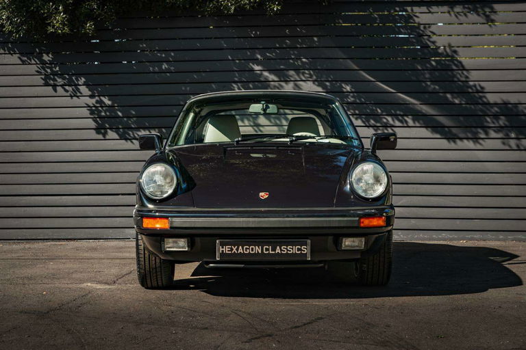 Porsche 911 Carrera 3.2