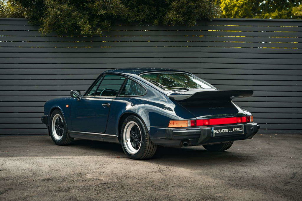 Porsche 911 Carrera 3.2