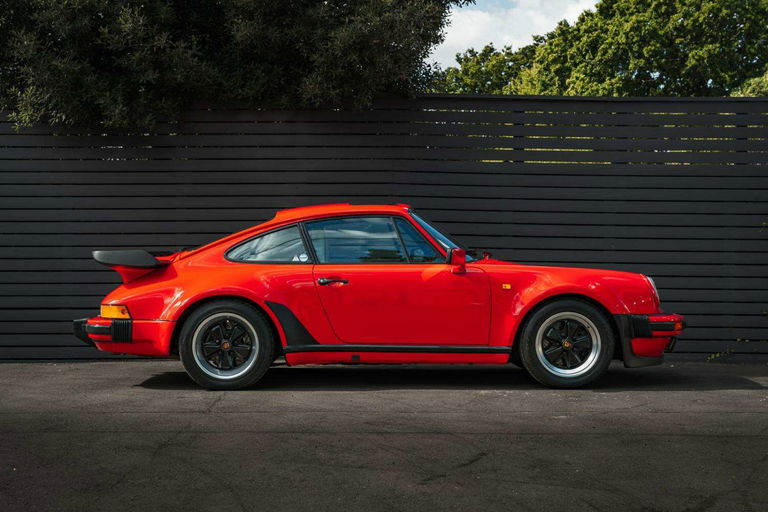Porsche 911 Turbo 3.3