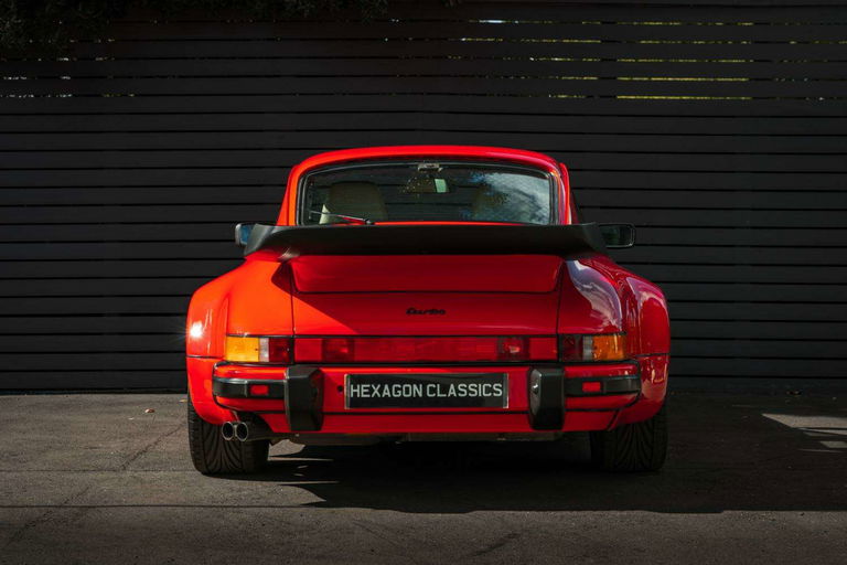Porsche 911 Turbo 3.3