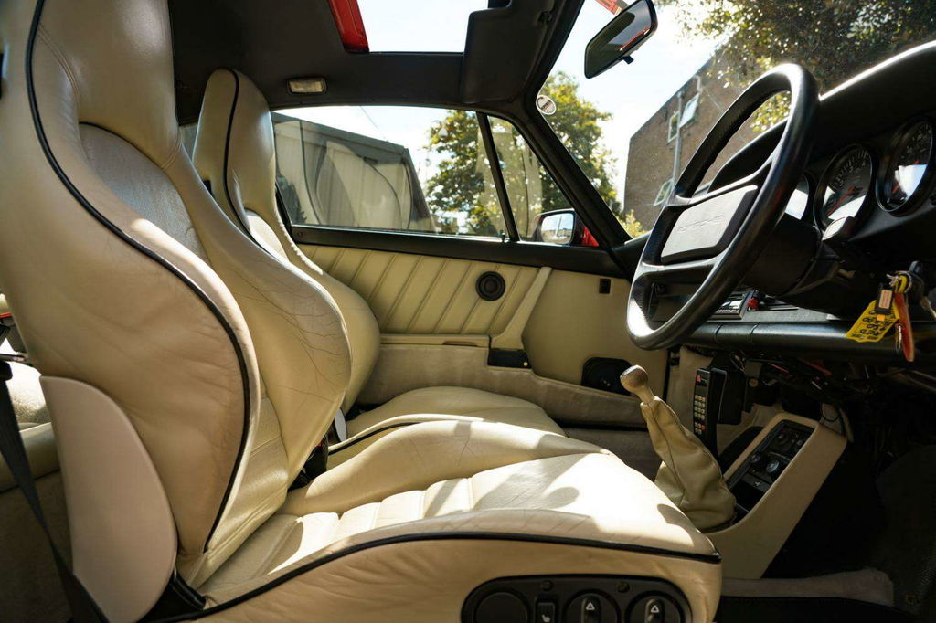 Porsche 911 Turbo 3.3