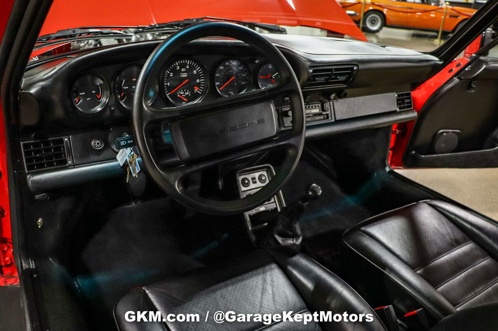 Porsche 911 Turbo 3.3 (US)