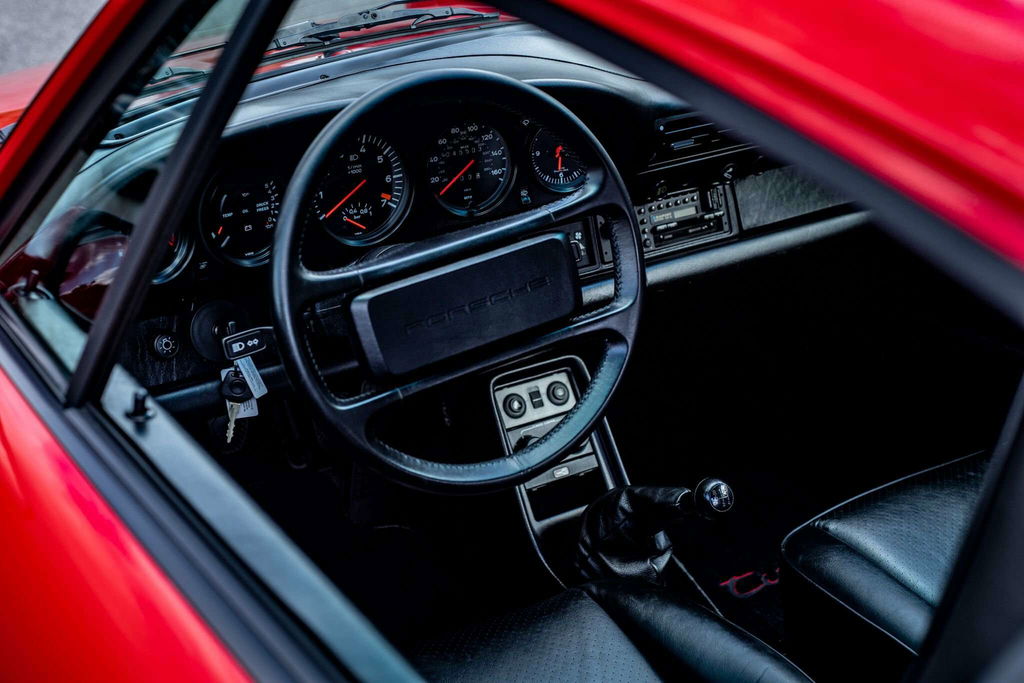 Porsche 911 Turbo 3.3 (US)