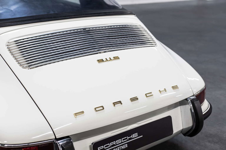 Porsche 911 S (F-Modell)