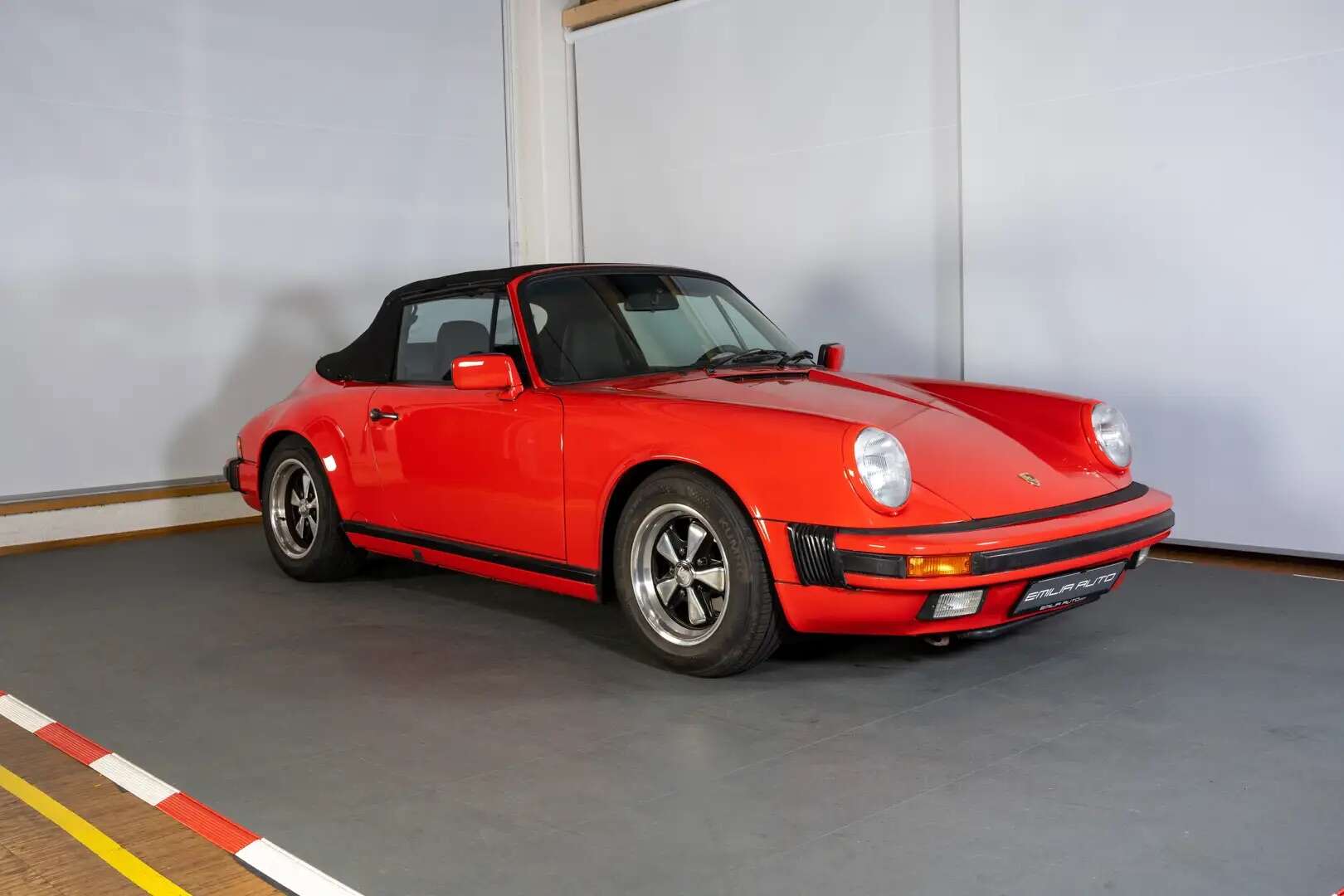 Porsche 911 Carrera 3.2