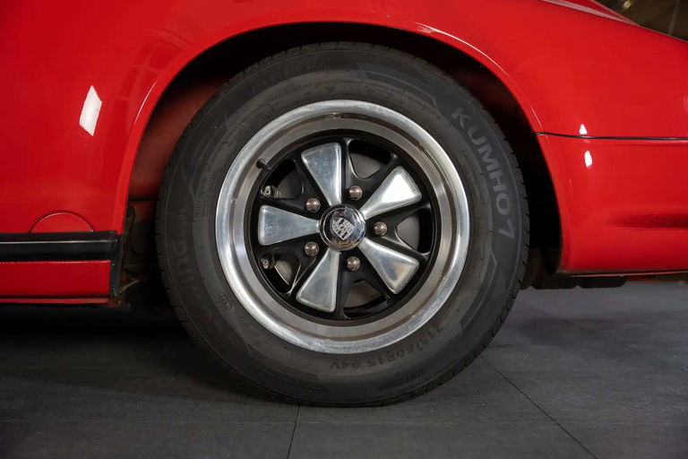 Porsche 911 Carrera 3.2 (US)