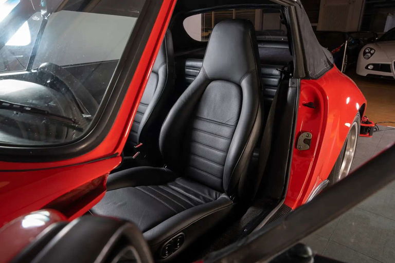 Porsche 911 Carrera 3.2 (US)