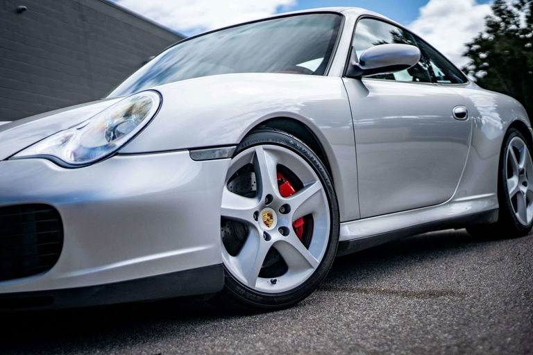 Porsche 996 Carrera 4S