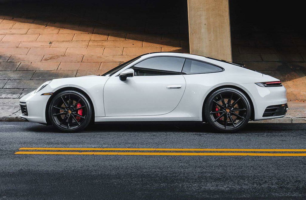 Porsche 992 Carrera 4S