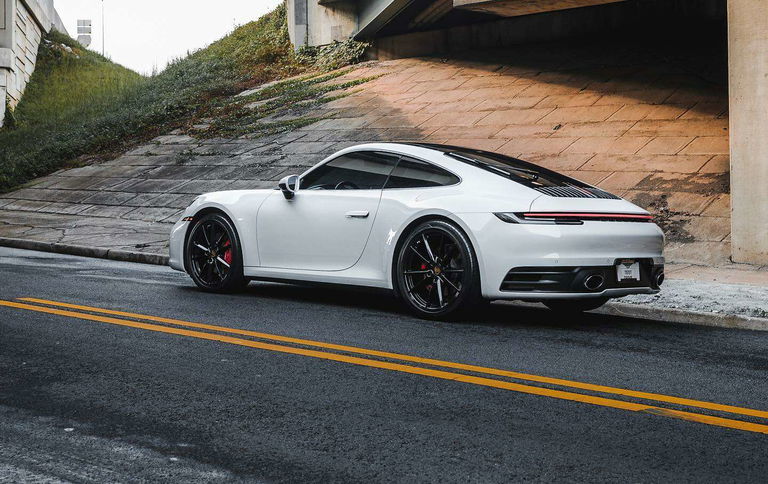 Porsche 992 Carrera 4S