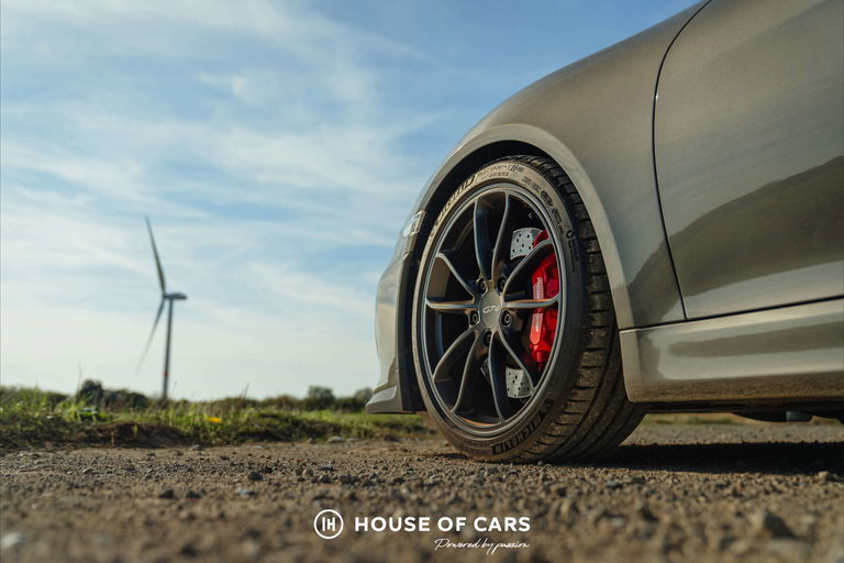 Porsche 981 Cayman GT4