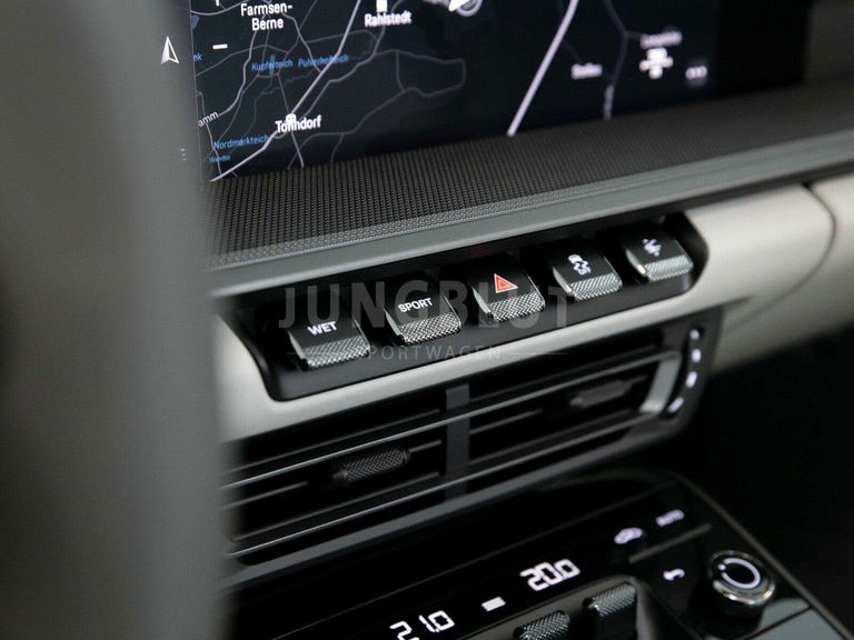 Porsche 992 Carrera 4S