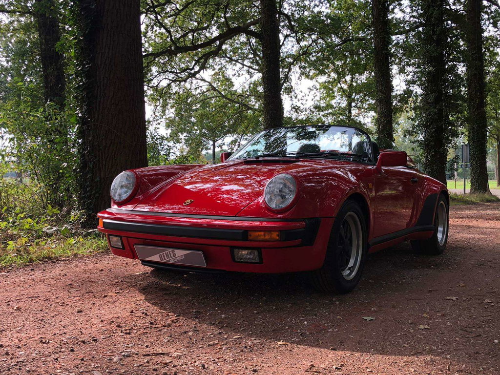 Porsche 911 Carrera 3.2 Speedster