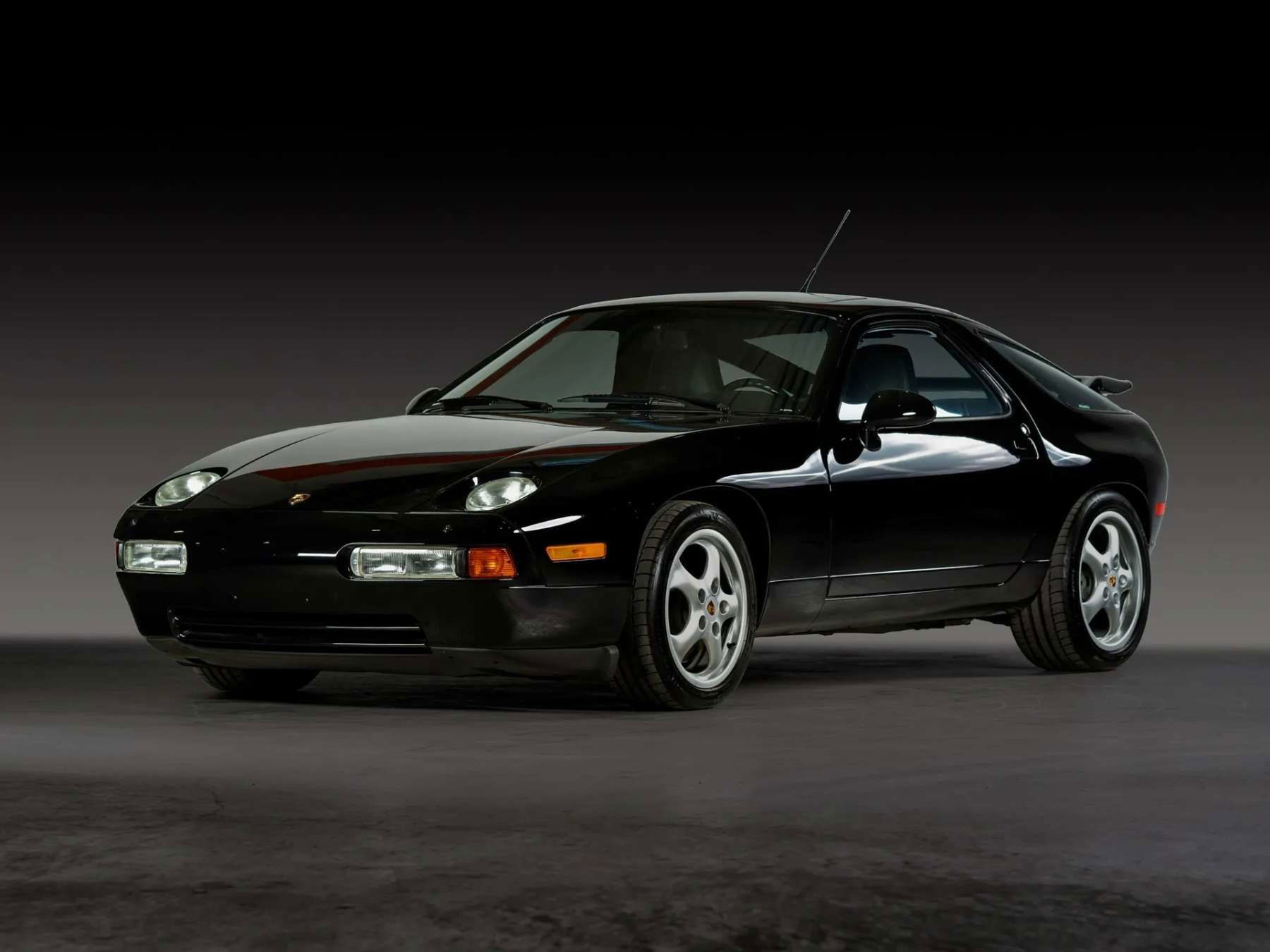 Porsche 928 GTS