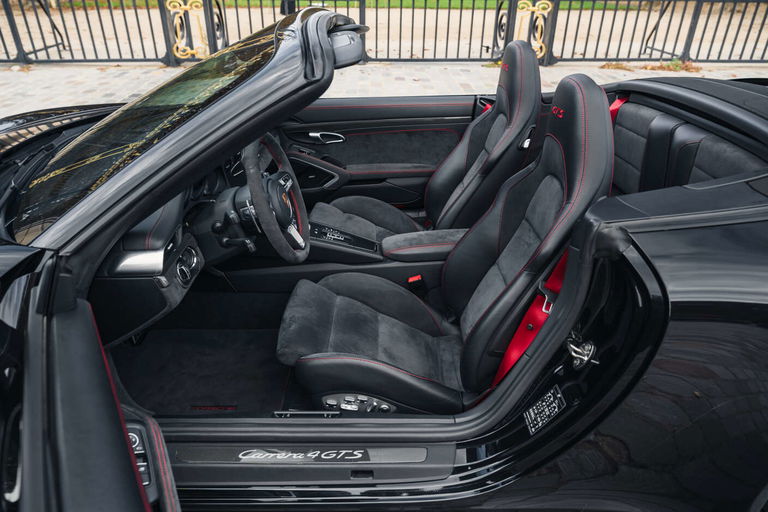 Porsche 991.2 Carrera 4 GTS