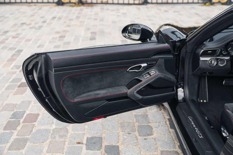 Porsche 991.2 Carrera 4 GTS