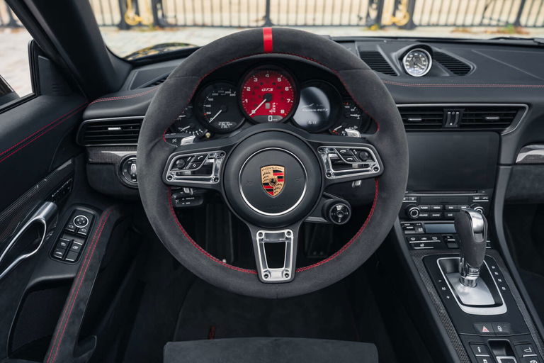 Porsche 991.2 Carrera 4 GTS