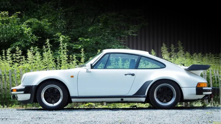 Porsche 911 Turbo 3.3