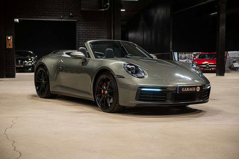 Porsche 992 Carrera 4S