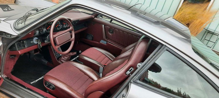 Porsche 911 Carrera 3.2